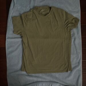 H&M Men's Sage Green Short Sleeve Tee